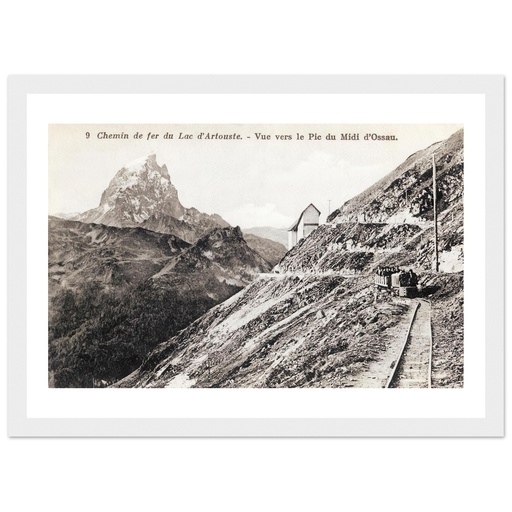Chemin de fer du lac d'Artoust -Vue vers le Pic du Midi D'ossau Pyrennees Atlantiques  - Aquitaine - France