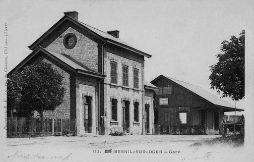 Mesnil sur Oger - La Gare