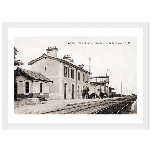 Eragny - Intérieur de la Gare