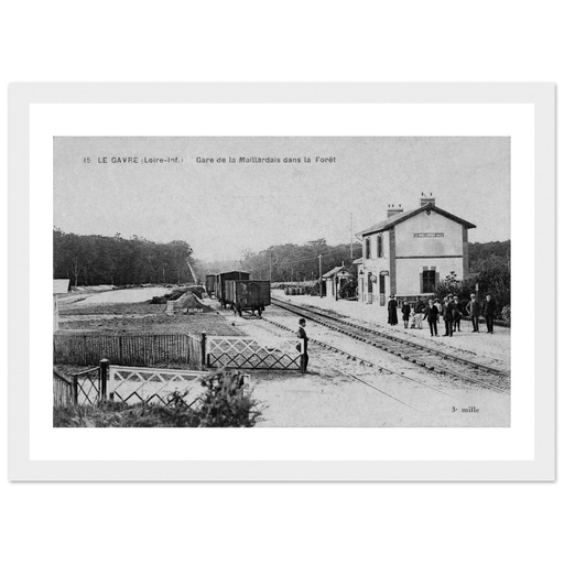 Le Gavre - La gare de Maillardais dans la forêt