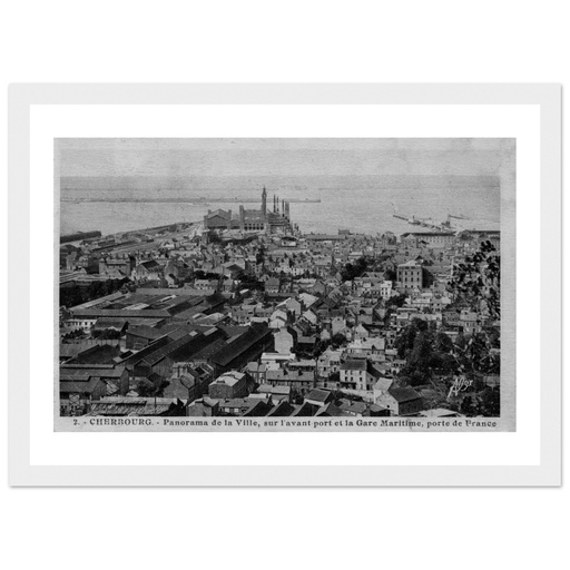Cherbourg - Panorama de la ville sur l'avant port et la gare maritime, porte de France