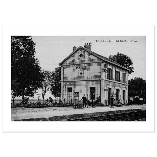La veuve - La gare