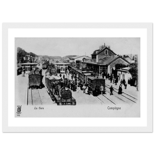 COMPIEGNE - La Gare
