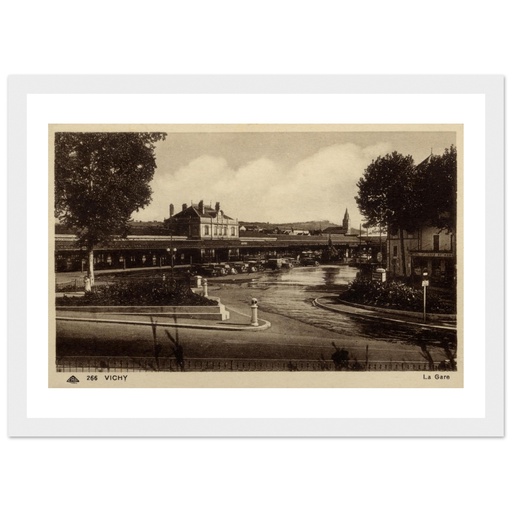 Vichy - Place de la Gare