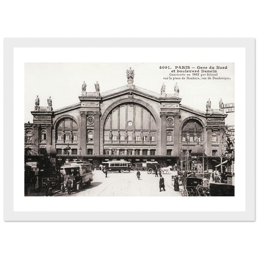 La Gare du Nord et le boulevard Denain. Construite en 1863 par Hittorf sur la place de Roubaix, rue de Dunkerque.