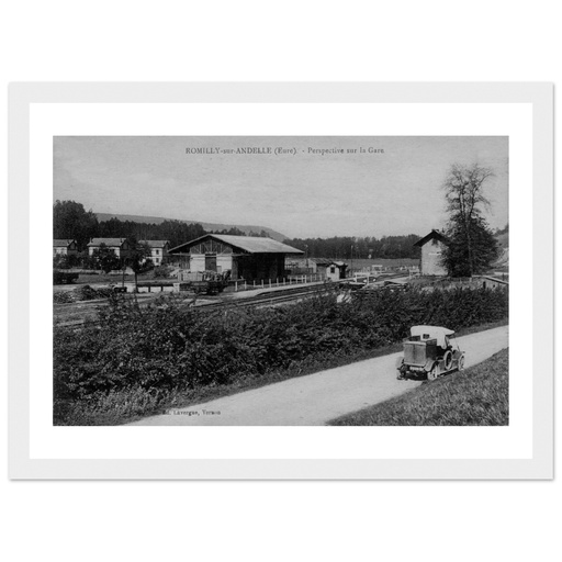 Romilly-sur-Andelle - Perspective sur la Croix