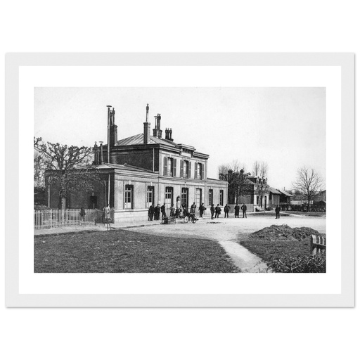 Sainte-Gauburge (Orne) - La Gare, vue extérieure