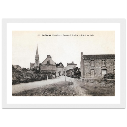 Ste Cecile (Vendee) - Avenue de la Gare - arrivee du train