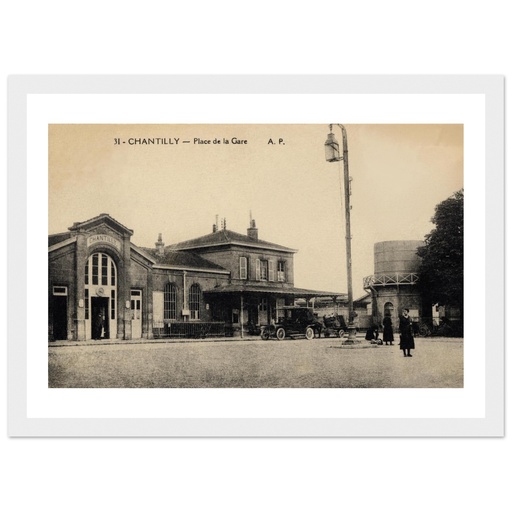 Chantilly - Place de la Gare, Oise - Picardie - France