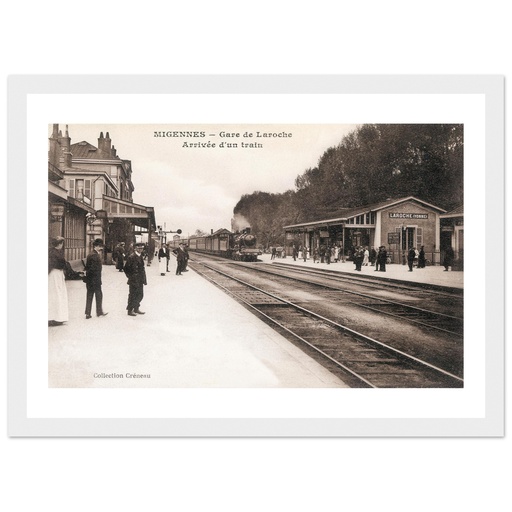 Migennes - Gare de Laroche - Arrivee d'un train