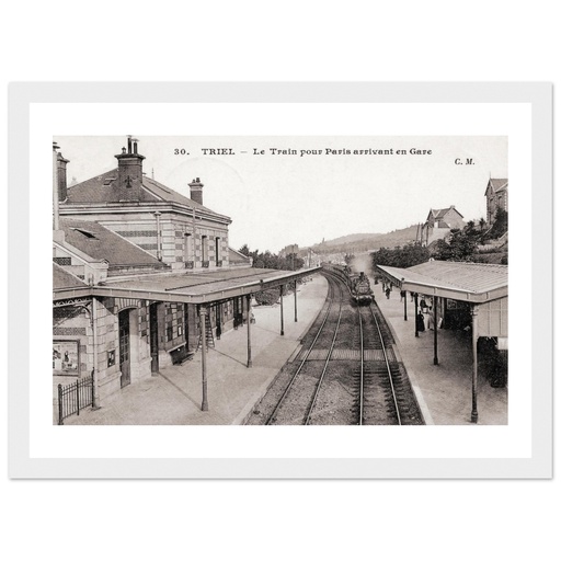 Triel - le train pour Paris arrivant en gare