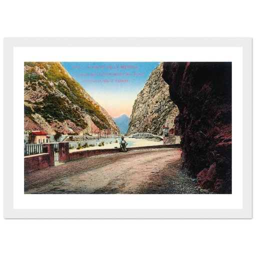La halte de la Mescla - Le pont des Tramways du Var Tinee  Confluent des 2 Vallees    Var Tinee - Alpes Maritmes - PACA - France
