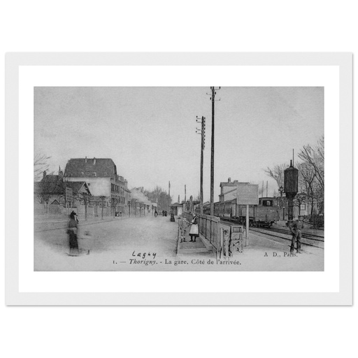 Lagny (Thorigny) - La gare, cote de l'arrivee