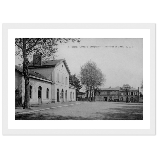 Brie-Comte-Robert - Place de la Gare