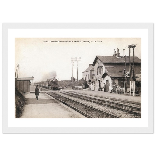 Domfront en Champagne (Sarthe) - La gare