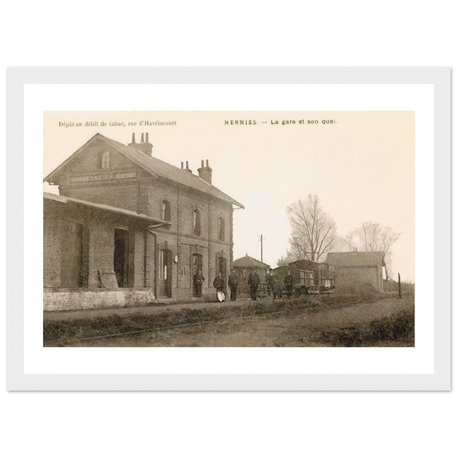 Hermies - La Gare et son Quai. Depot au debit de tabac, rue d'Havrincourt.