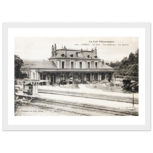 Figeac - Vue interieure de la gare - Les jardins