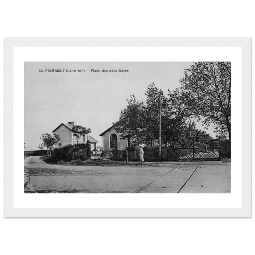 Paimbœuf - Place des deux gares