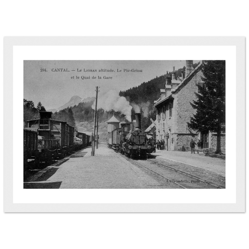 Le Lioran - Le Pic Griou et quai de la gare