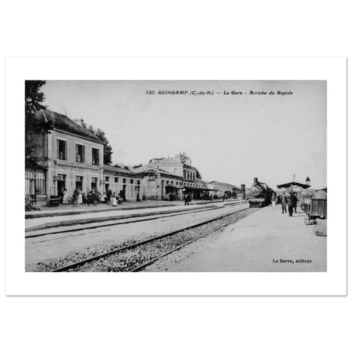 Guingamp - la gare arrivee du rapide