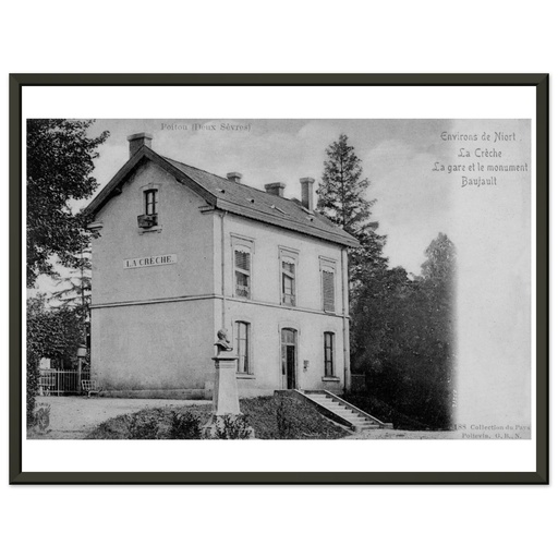 La Crèche - La gare et le monument Baujault