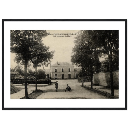 Chef-Boutonne - L'avenue de la gare