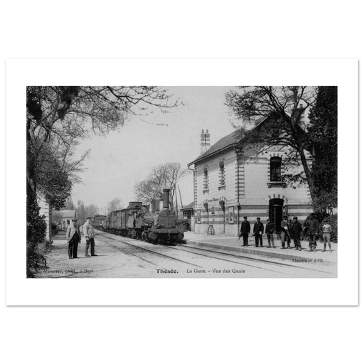 Thésée - La gare vue des quais
