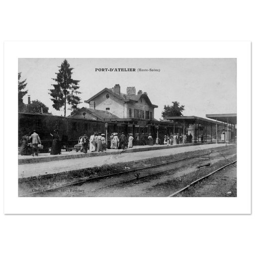 Port D'atelier - Arrivee du train de Paris