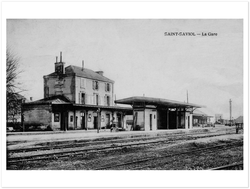 Saint-Saviol - La Gare