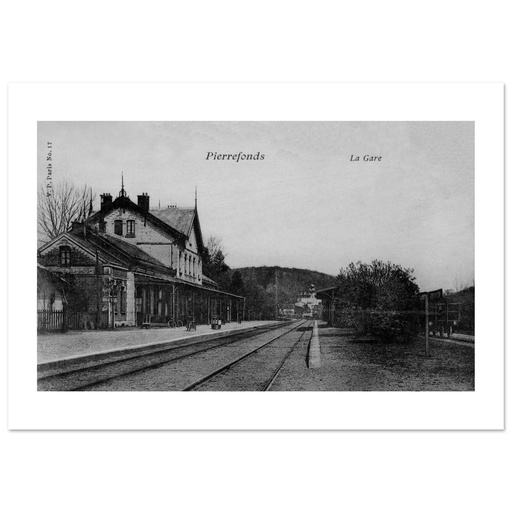Pierrefonds - La Gare