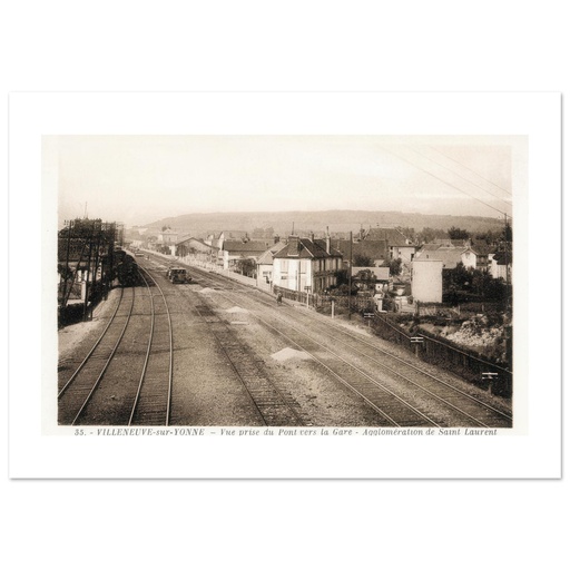 Villeneuve-sur-Yonne - Vue prise du pont vers la gare - Agglomeration de st Laurent