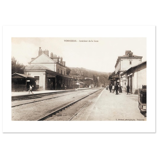 Tonnerre - interieur de la Gare